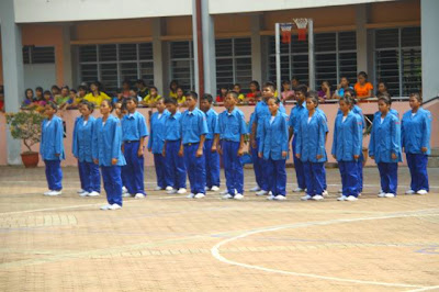 Pertandingan Kawad Kaki Unit Beruniform 2013