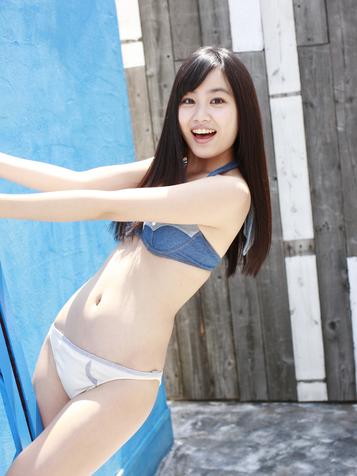 Yui Ito In Men Killer Jean Shorts Hot Sexy Bikini Girls