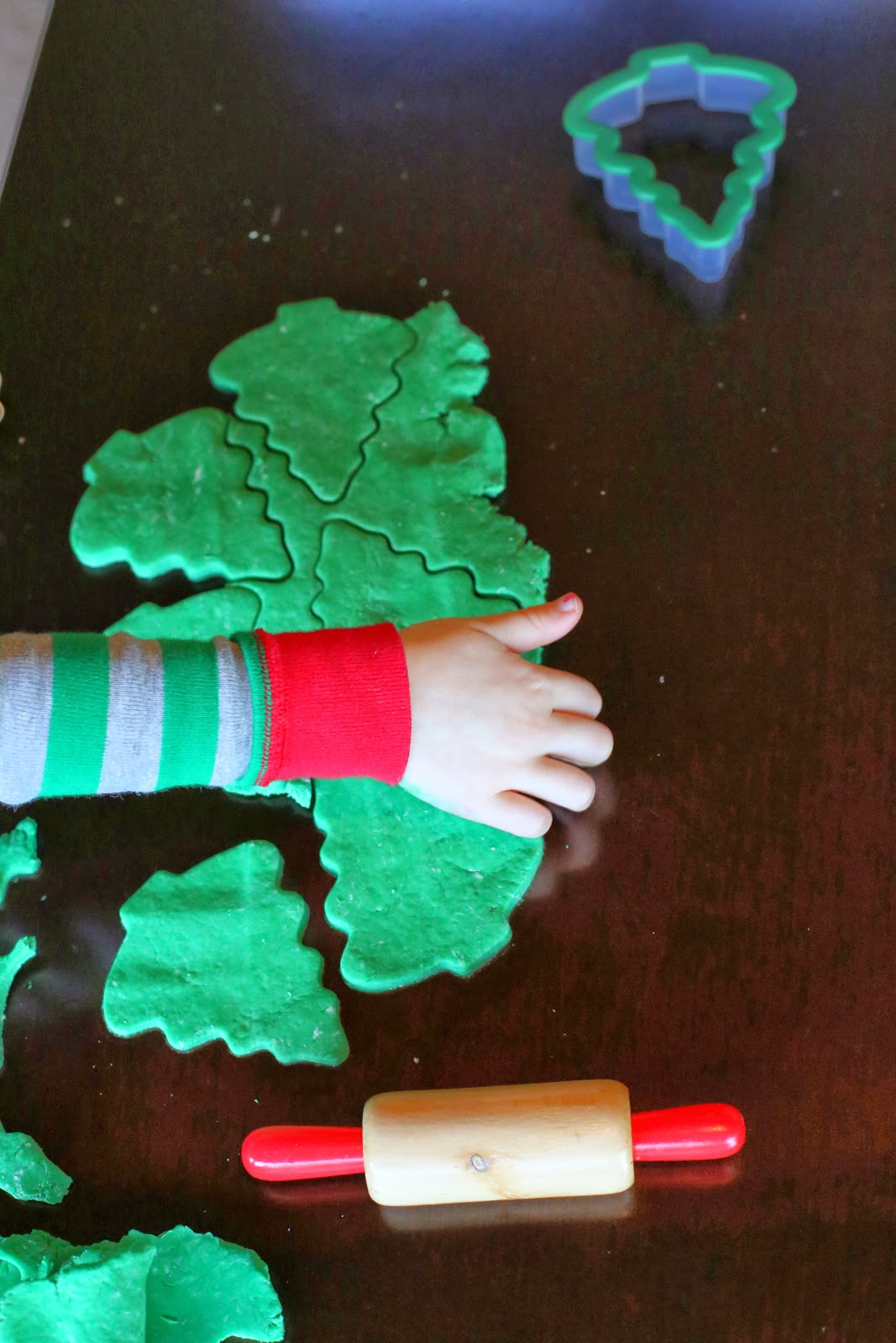 A recipe for vibrantly colored ornaments made of bread clay - you probably have everything you need to make these right now!  From Fun at Home with Kids