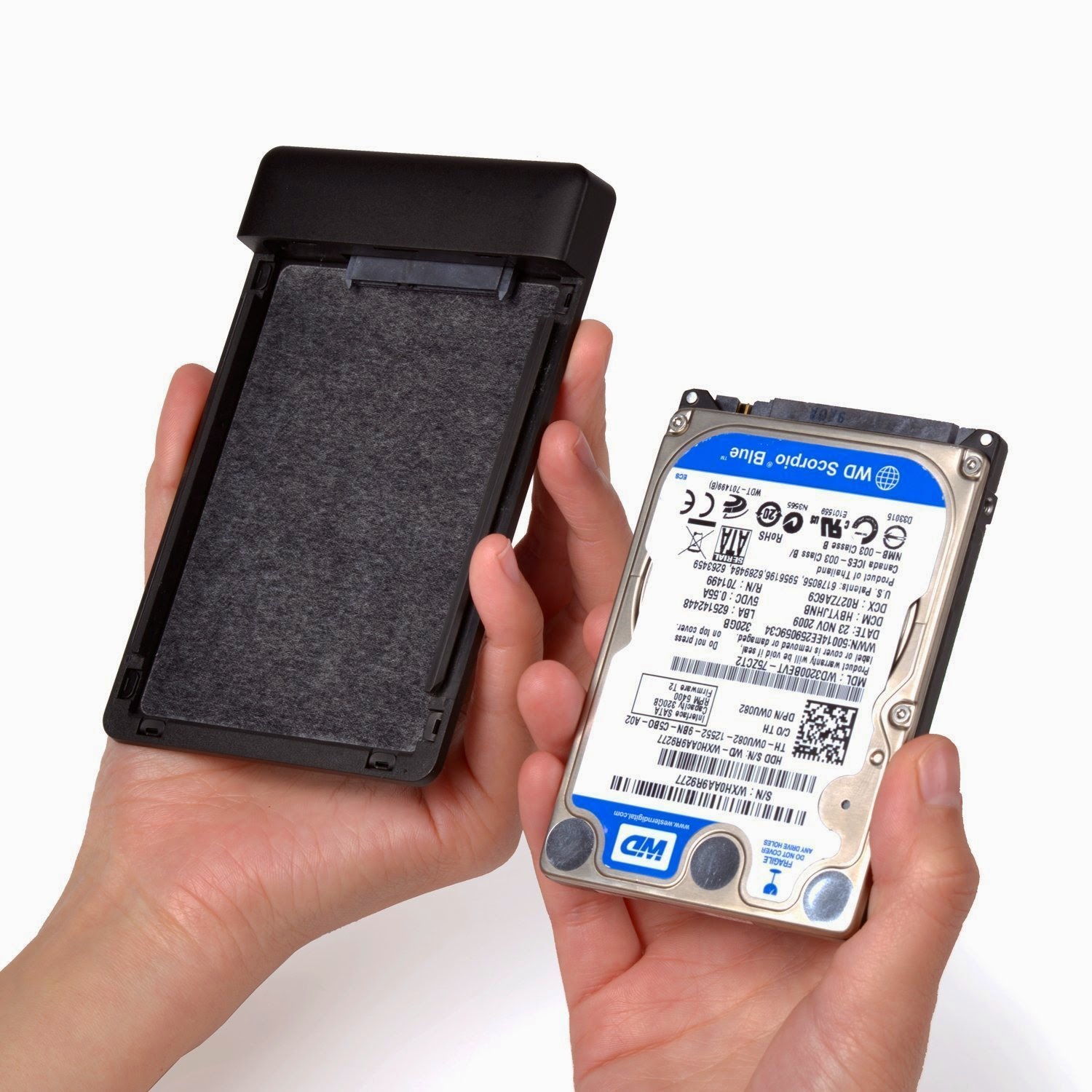 iDsonix Hard Drive Enclosures Convenient for Data Recovery & Storage
