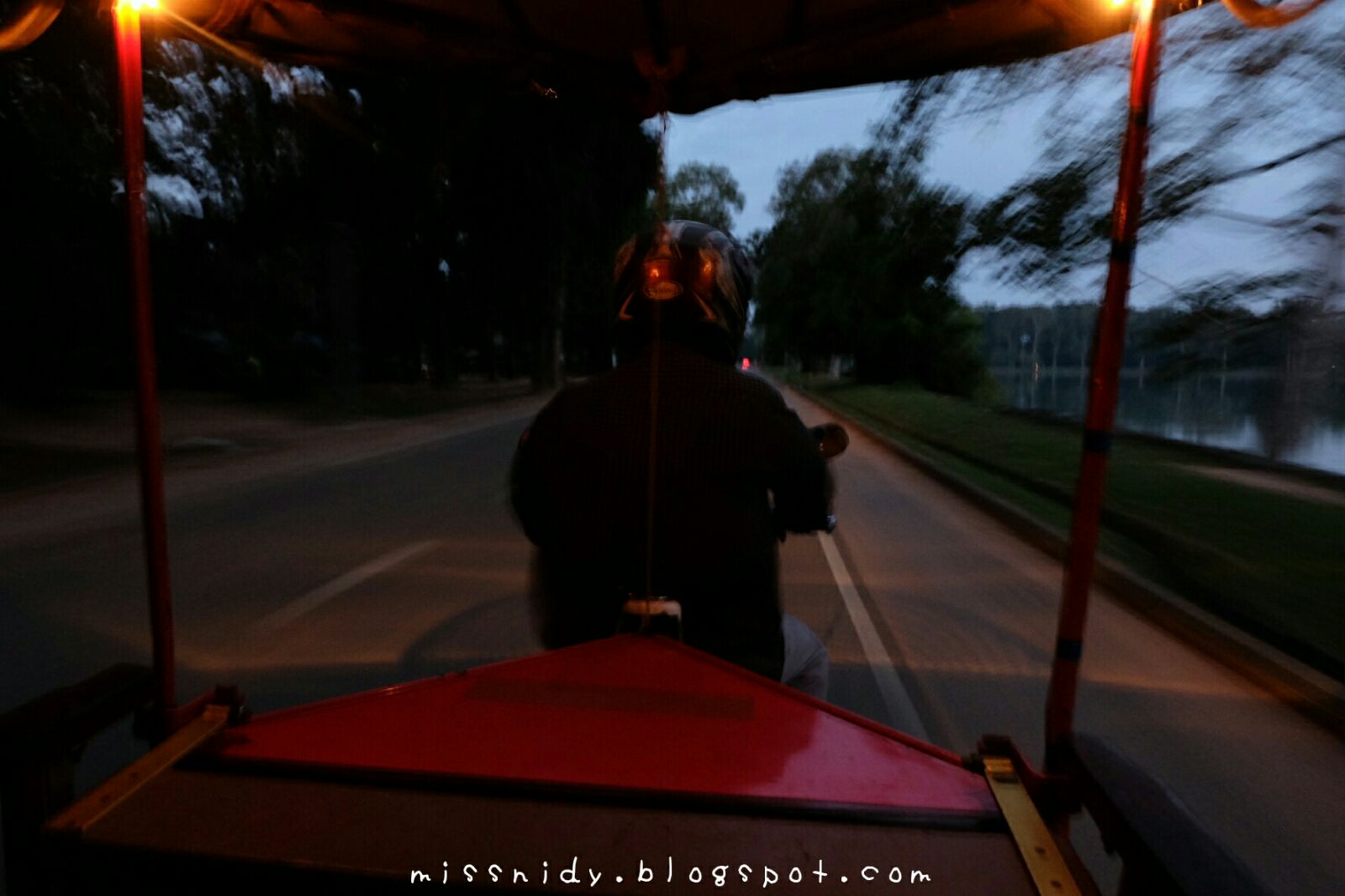 pengalaman sewa tuktuk di siem reap
