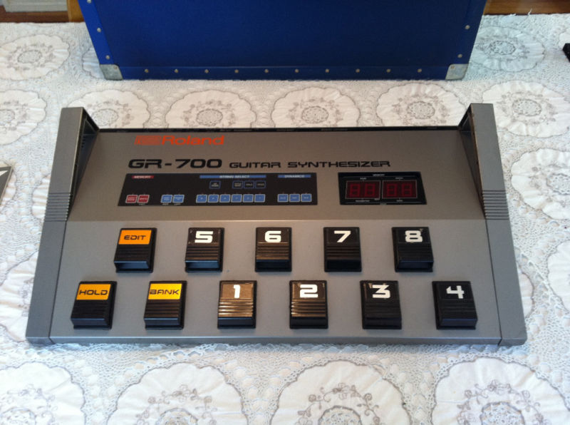 MATRIXSYNTH Roland GR700 Guitar Synthesizer with Extras