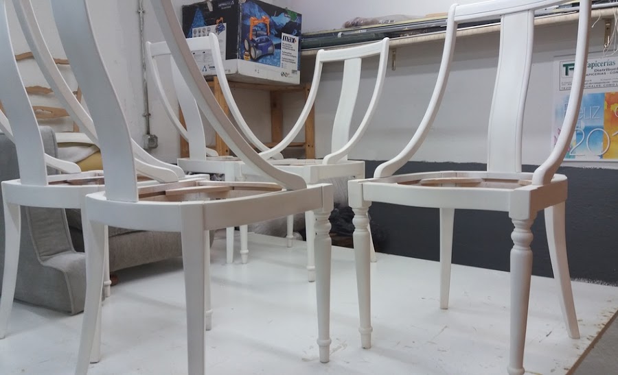 conjunto-sillas-pintura-spray