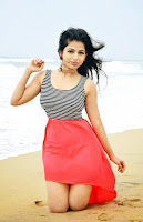 Actress Iswarya Menon Hot Photo HeyAndhra