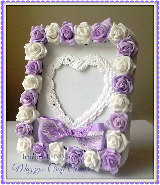 Mazzy's Craft Corner Mother's Day floral picture frame idea