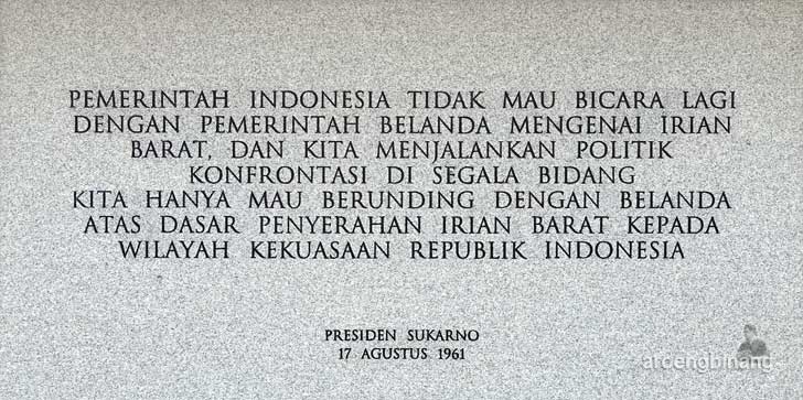 monumen pembebasan irian barat