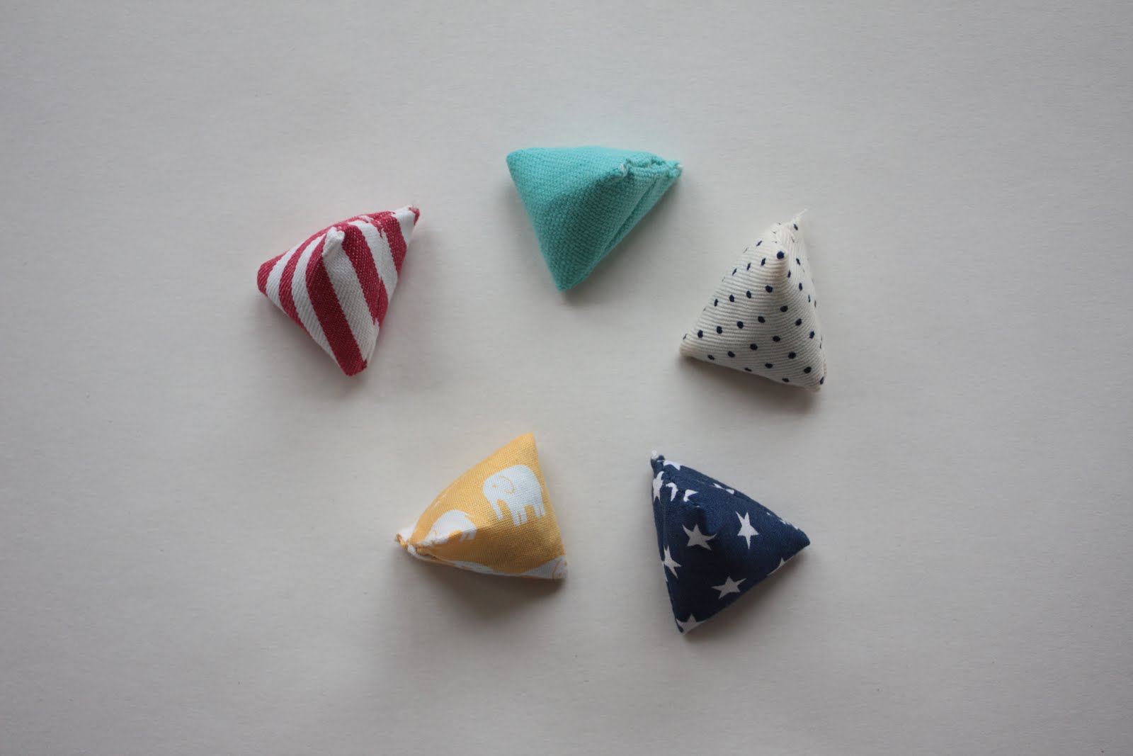 Ally's In Wonderland How to Make And Play The Five Stones Game