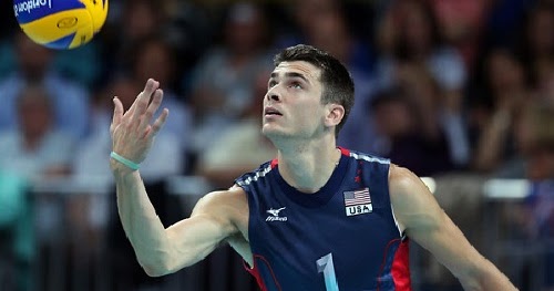 Cara Melakukan Servis Samping dalam Permainan Bola Voli - Edukasi Center