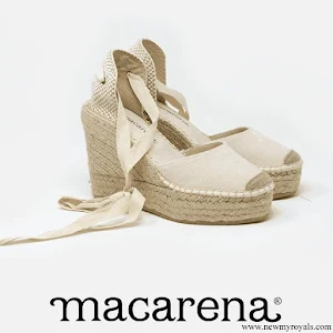 Queen Letizia wore a new Macarena shoes
