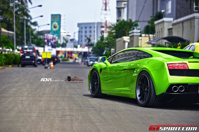 Green Lamborghini Gallardo LP560-4 with ADV5.2TS Wheels 4