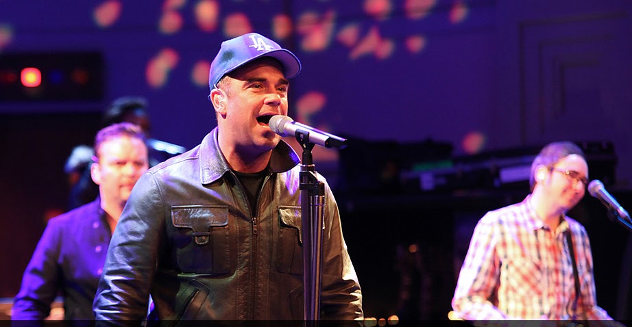 Diario italiano di Robbie Williams ROBBIE A RADIO BBC2 CHECK SOUND jpg (922x478)