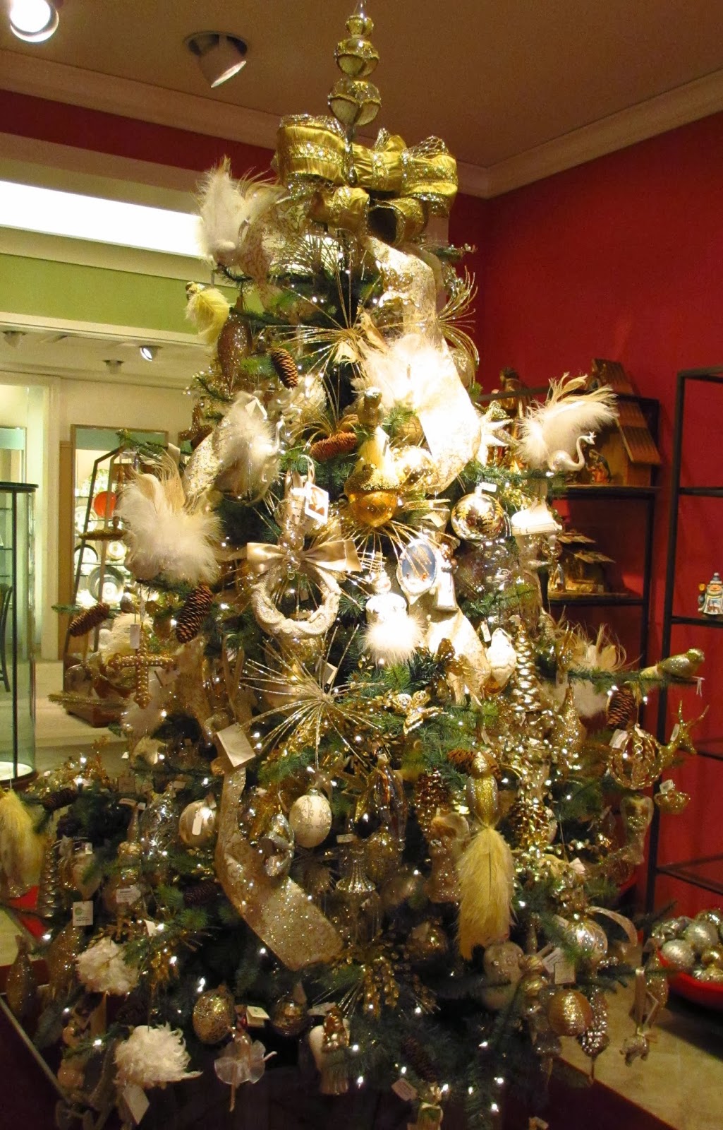 Cruisin Over Sixty: Christmas At Neiman Marcus