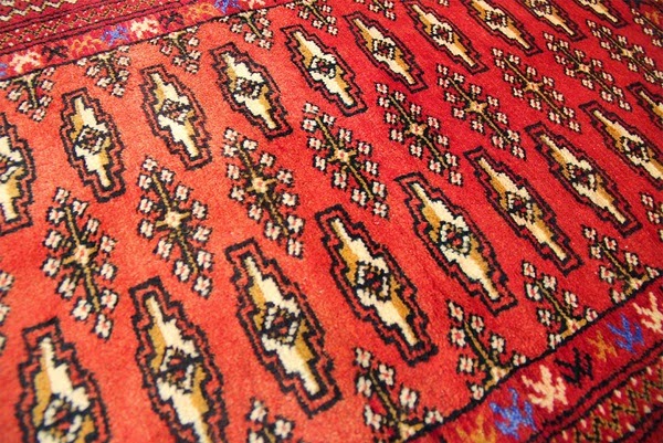 Persian carpets to decorate your floors