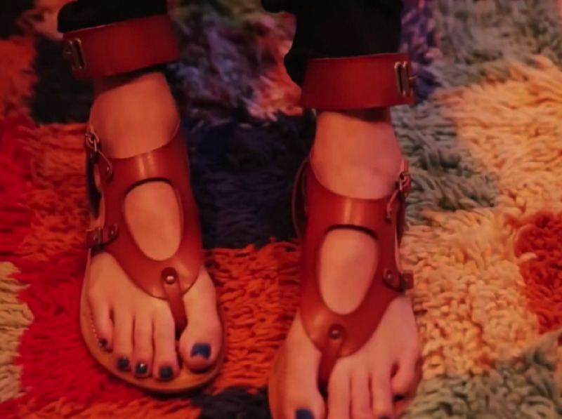 feet of stars: Kendall Jenner