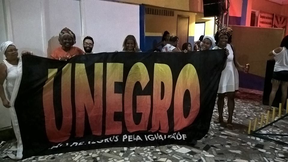 REBELE-SE CONTRA O RACISMO!