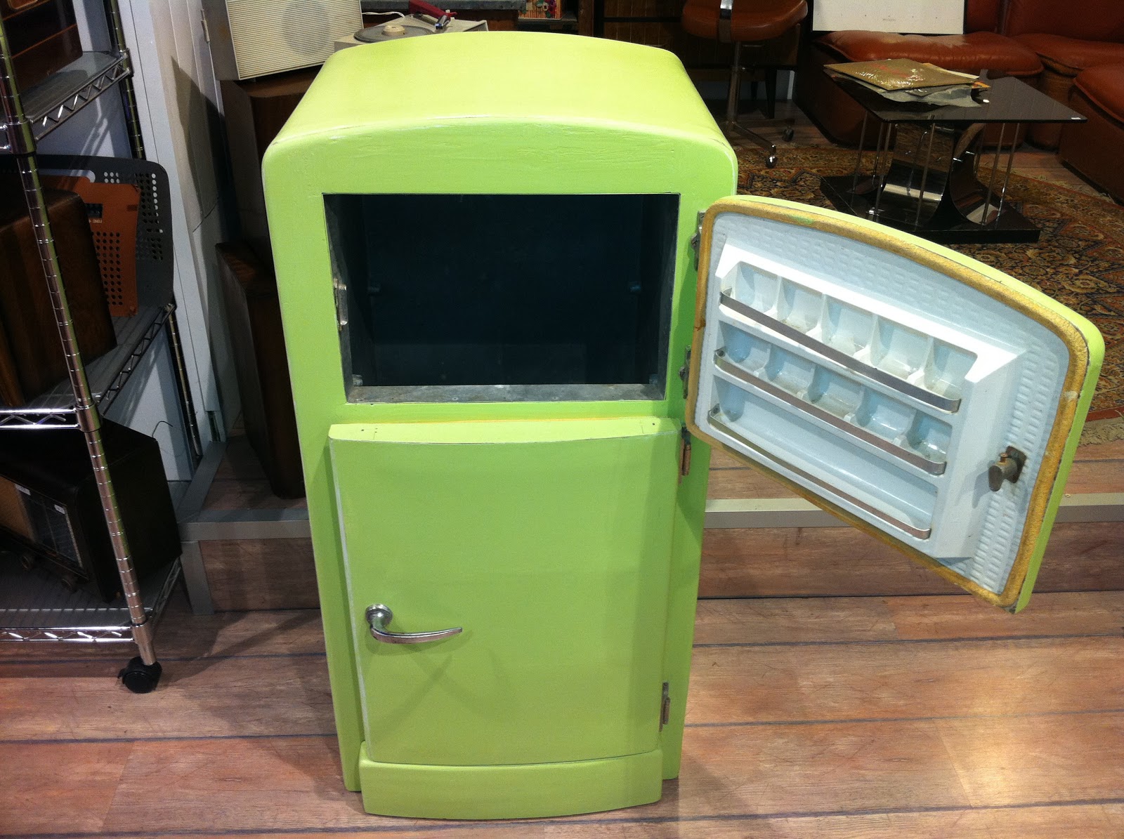 decoración vintage, antiguitats-baraturantic: nevera de hielo "Volta"