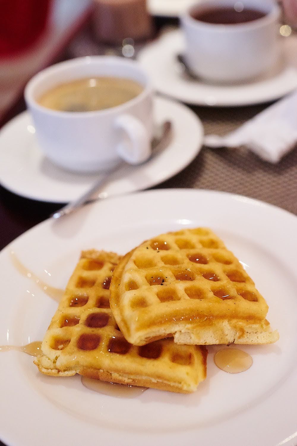 Somerset Hotel Surabaya - Breakfast
