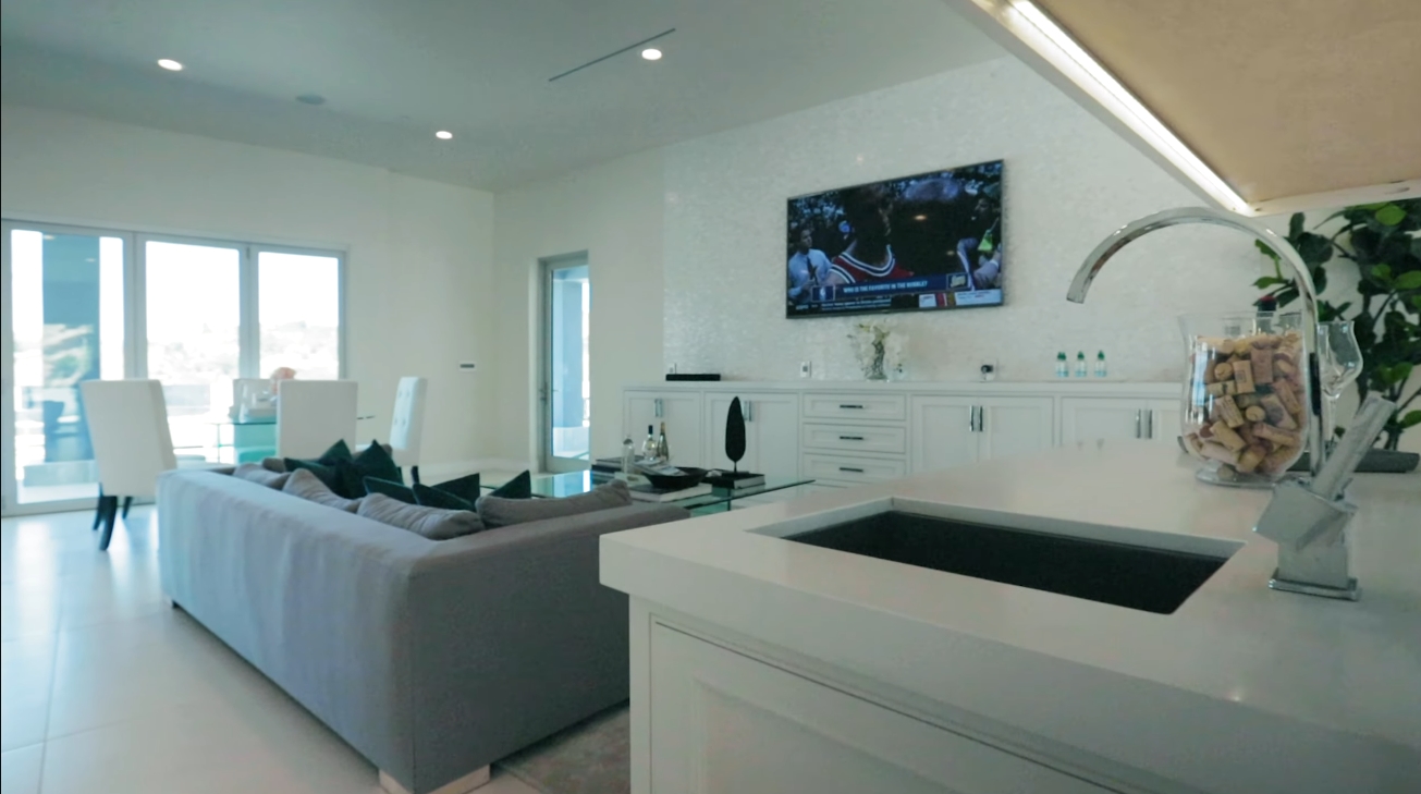 Mansion Interior Design Tour vs. Inside a $5,750,000 Private Estate on Over 31 Acres of Land!
