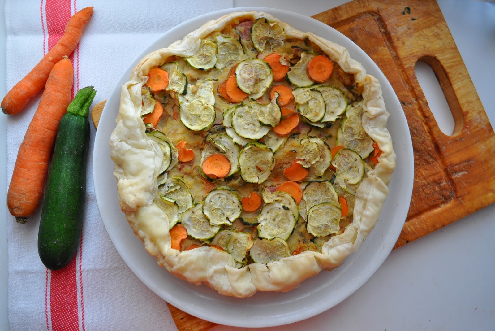 MargheritaLophoto Vegetarian salad pie