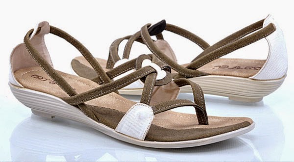 Inspirasi modis pembahasan model sandal tentang  Ide Populer 31+ Sandal Carvil Wanita Wedges