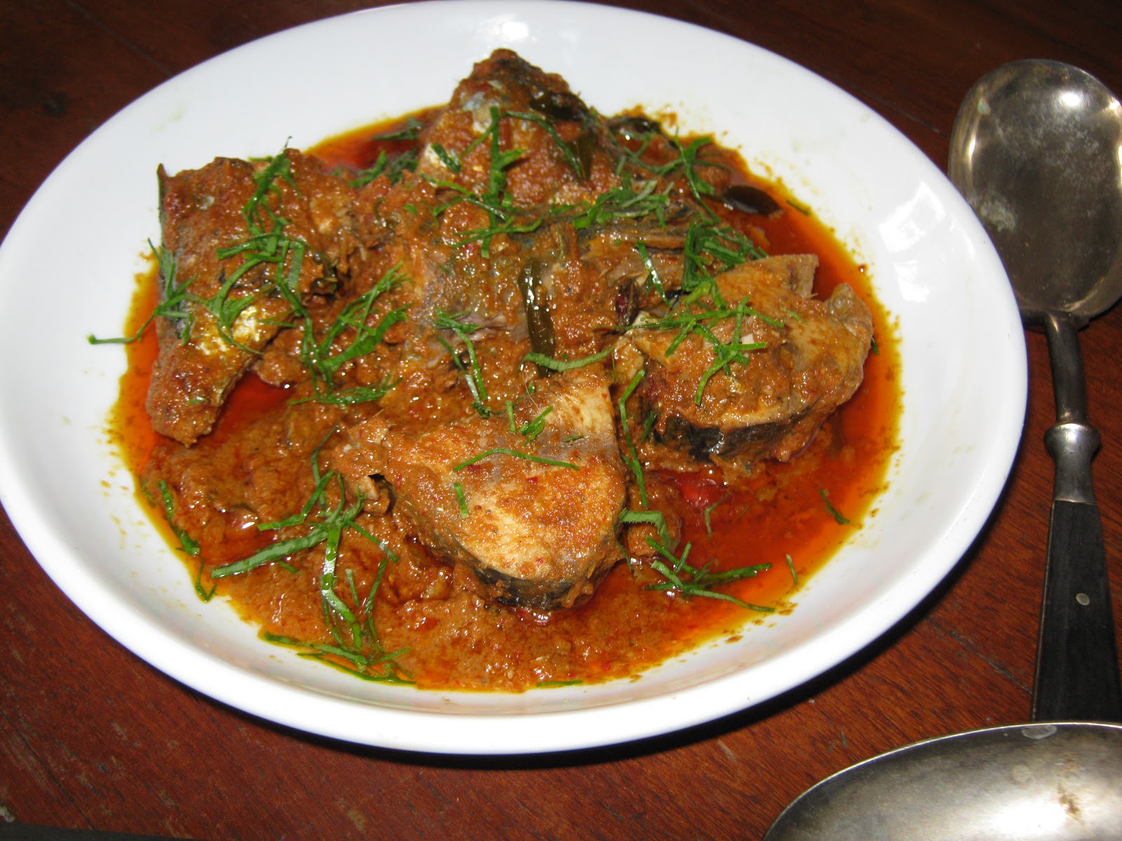 DAUN KARI Masakan Malaysia.....: RENDANG IKAN TONGKOL