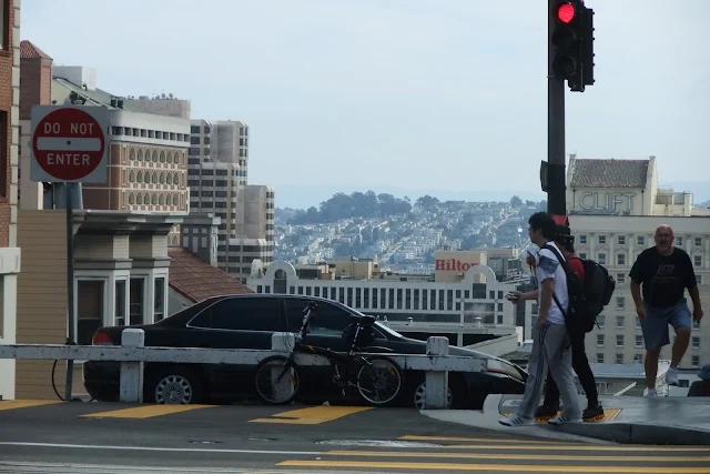 crossroads-sanfrancisco サンフランシスコの交差点