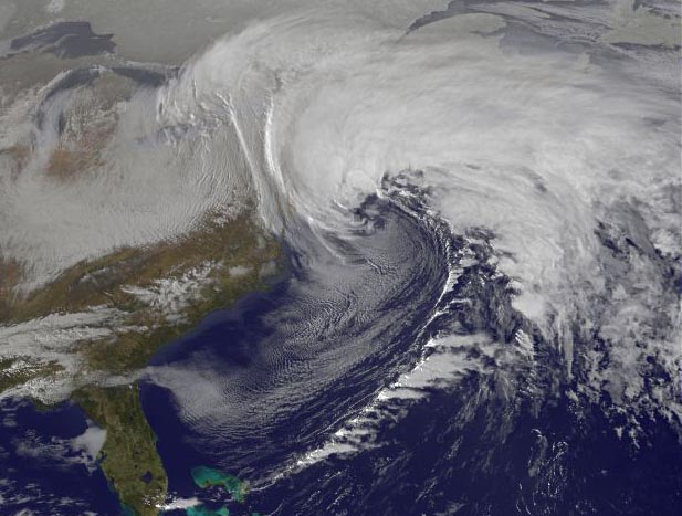 Birth of Monster Blizzard Nemo Seen from Space [Video][Satellite images]