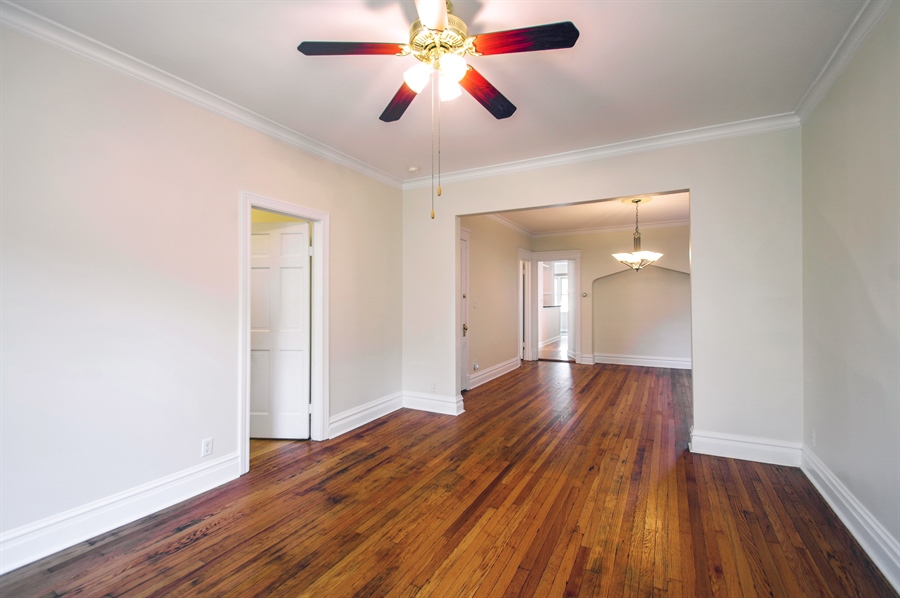 The Chicago Real Estate Local For Rent! Open House for three bedrooms