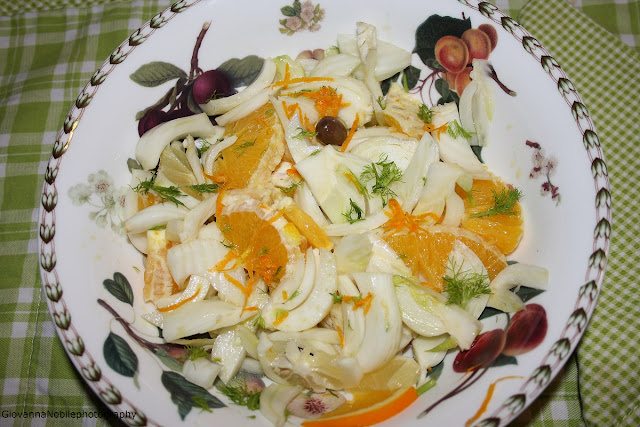 Orate agli agrumi e insalata di finocchi, arance e olive nere