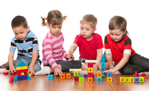 Hướng dẫn bố mẹ chọn đồ chơi giúp trẻ thông minh hơn