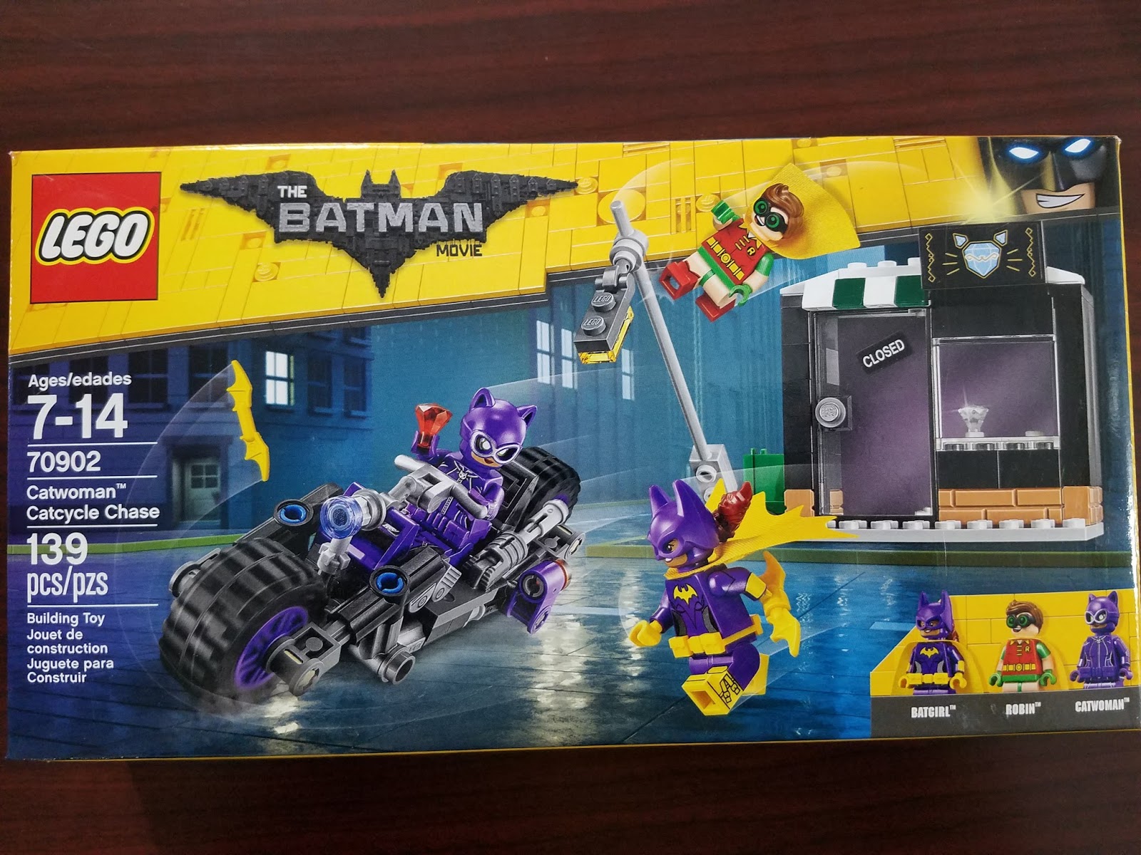 REVIEW: Catwoman Catcycle Chase (#70902) - a LEGO Batman Movie set