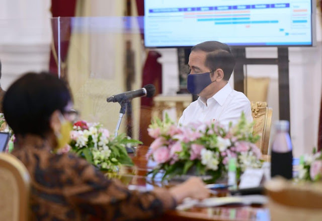 Joko Widodo Ungkap Pandemi Jadi Momentum Transformasi Sektor Pariwisata dan Penerbangan Joko Widodo Ungkap Pandemi Jadi Momentum Transformasi Sektor Pariwisata dan Penerbangan