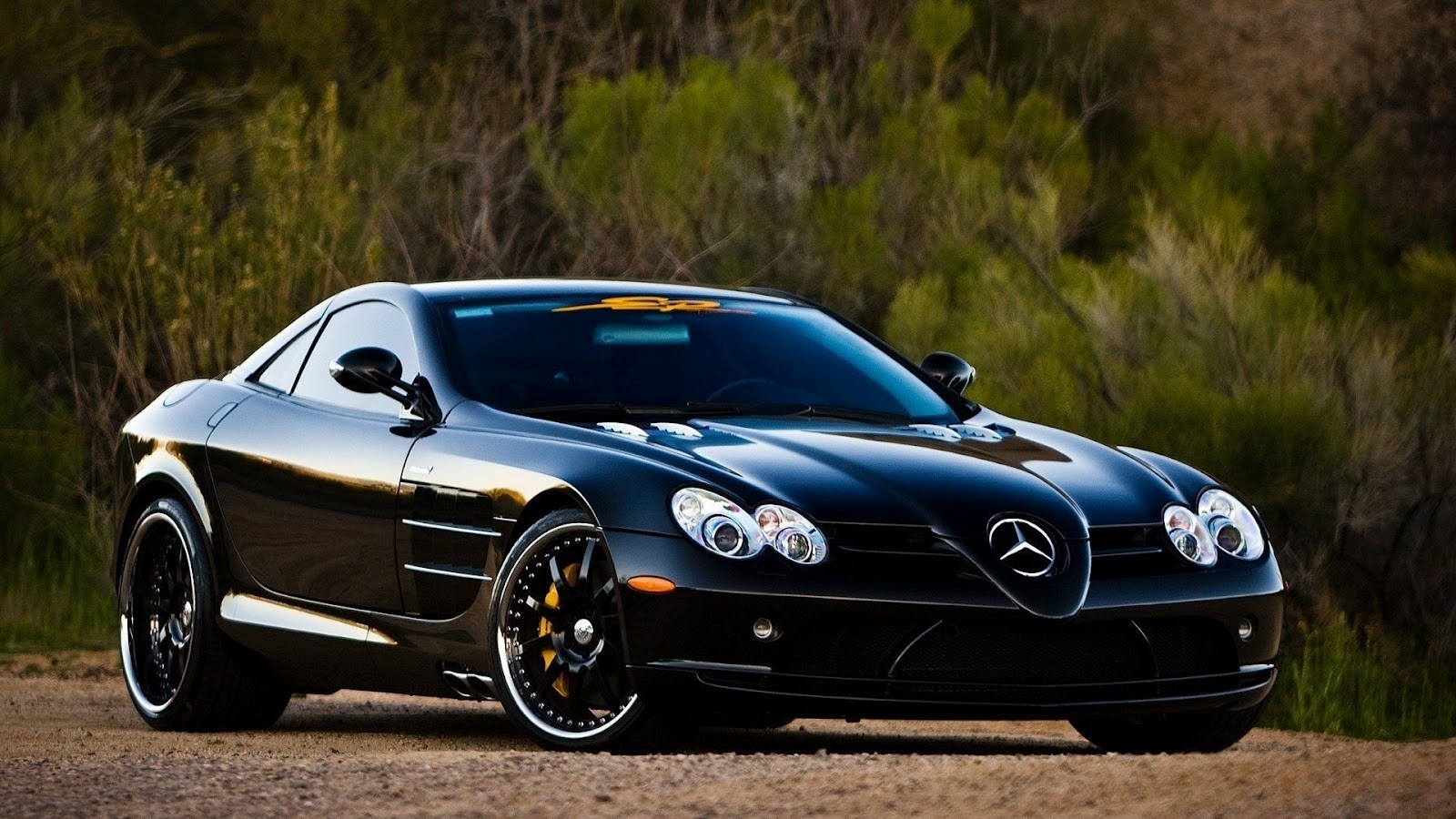 http://3.bp.blogspot.com/-dLE9DB8KUHw/UDzjeEbNl4I/AAAAAAAAAY0/t3j2edDRLA0/s1600/Mercedes+Mclaren+Slr.jpg