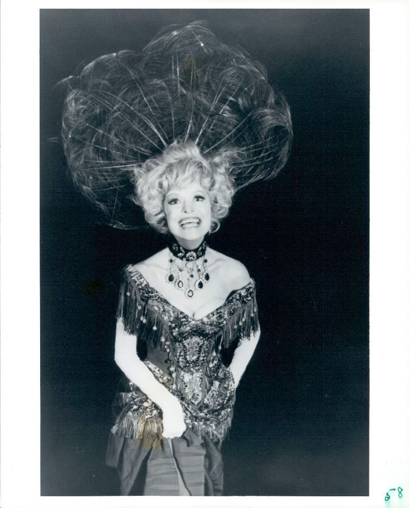 James Darrah (Cornelius Hackl with Madeline Kahn and Ambrose Kemper