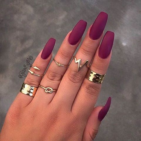 Very Berry: Matte Berry Nails for Fall Season