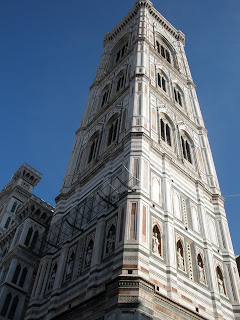 Torre de Giotto. campanario con una altura de 84.70 metros y 441 escalones.