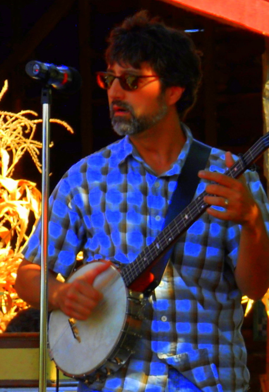 The Shoe String Band ABOUT US