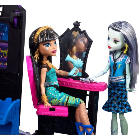 monster high deluxe bus