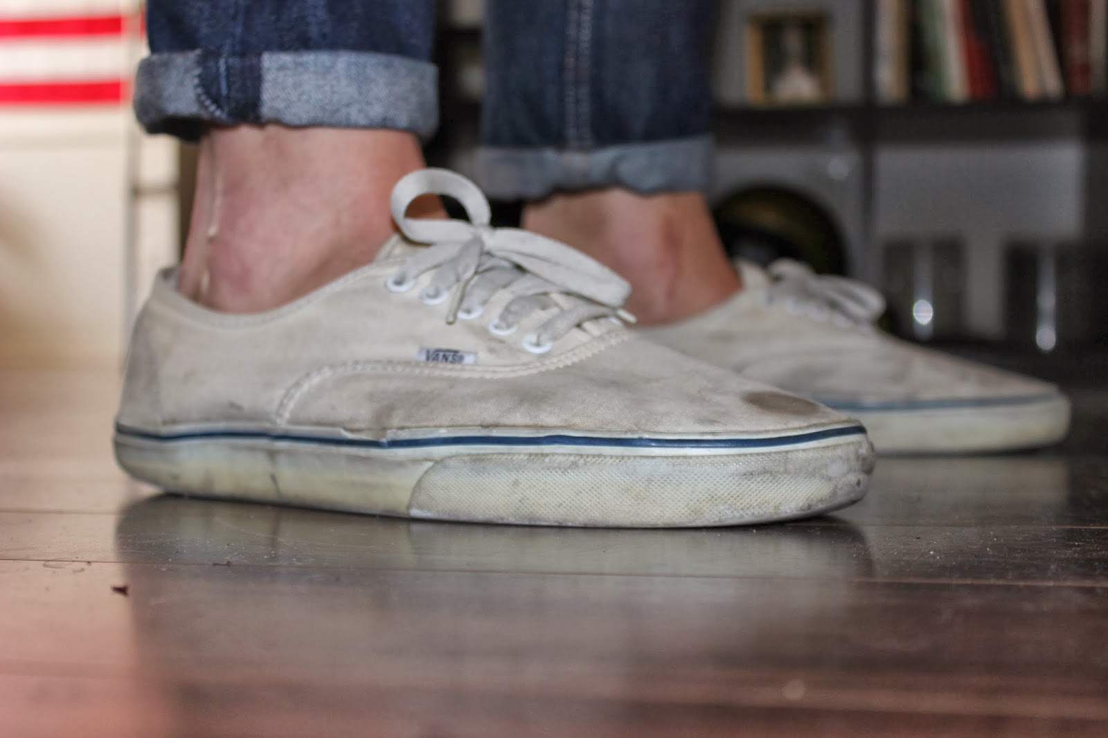 cuffed jeans and vans