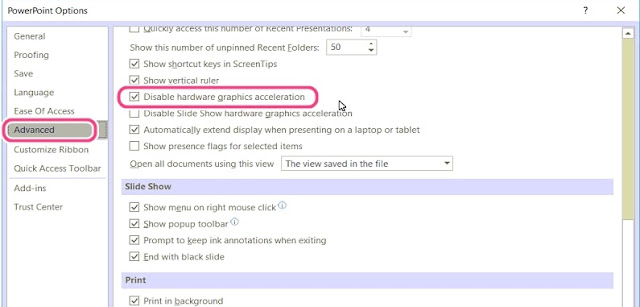 Co zrobić gdy jest biały ekran zamiast prezentacji w PowerPoint?