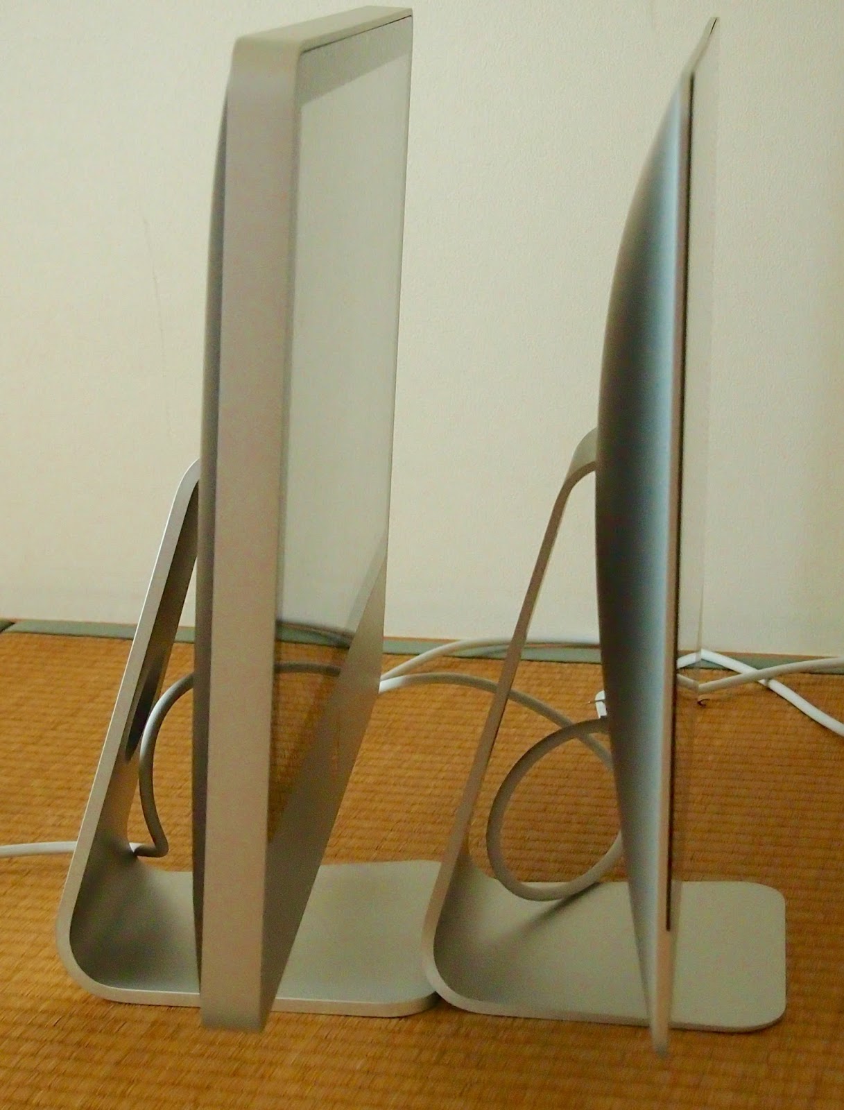 新しい iMac の広告