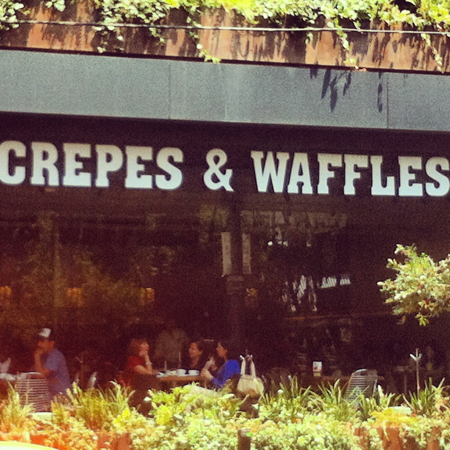PROBANDO ANDO Desayunos en Crepes & Waffles
