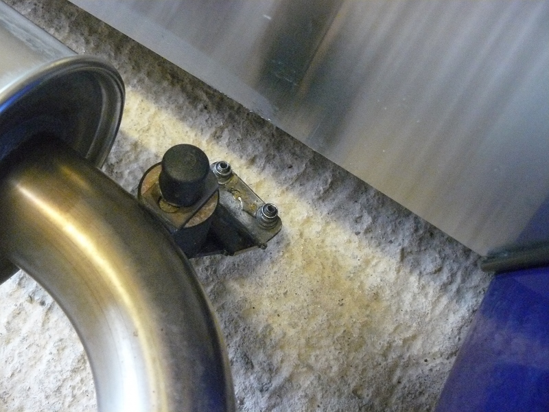 David's GBS Zero Build Spanner check, broken exhaust bracket and some