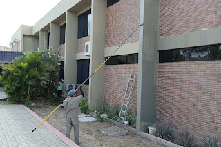Prefeitura Universitária dá prosseguimento aos serviços de pintura e revitalização do Campus Cuité da UFCG