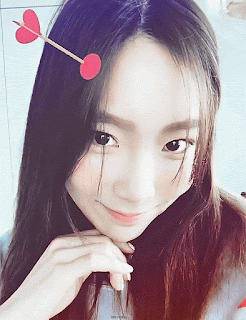 180417%257E01.jpg