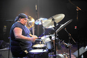 Kirk Covington /drums