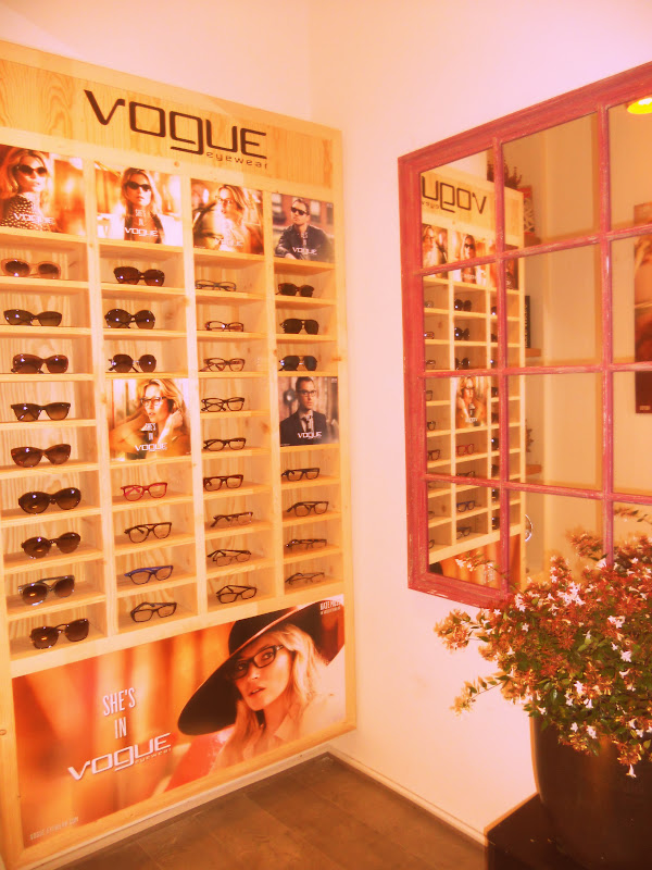 armario en duddas Vogue Eyewear House of Fashion