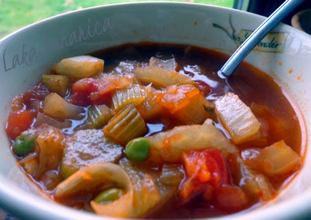 Easy fennel soup by Laka kuharica: light, refreshing and delicious.