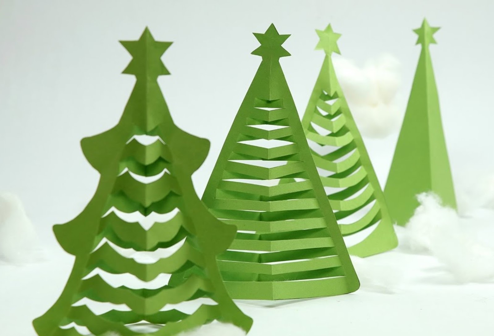 Оригинальные новогодние елки. Объемная елка. Гирлянда на елку. Новогодняя елка из книг. Елка из журнала своими руками.