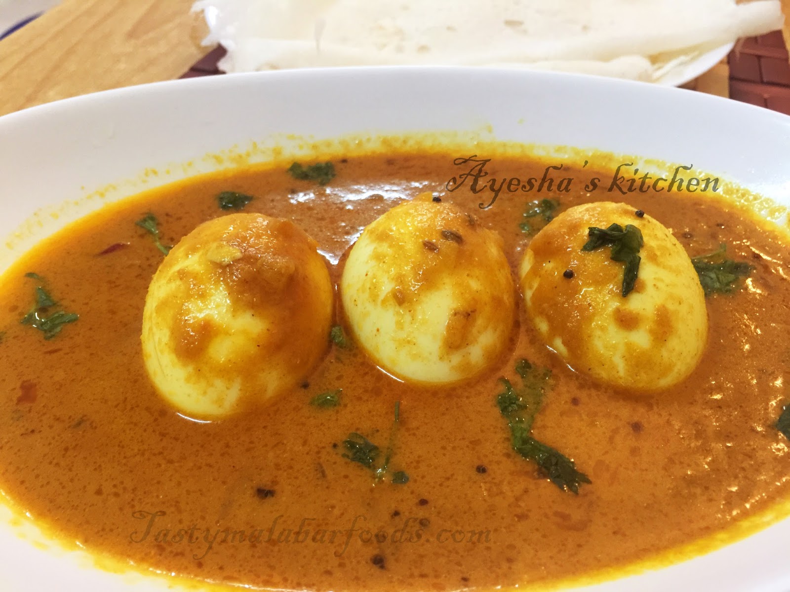SOUTH INDIAN EGG CURRY / SIMPLE EGG CURRY RECIPE - Breakfast curry recipe